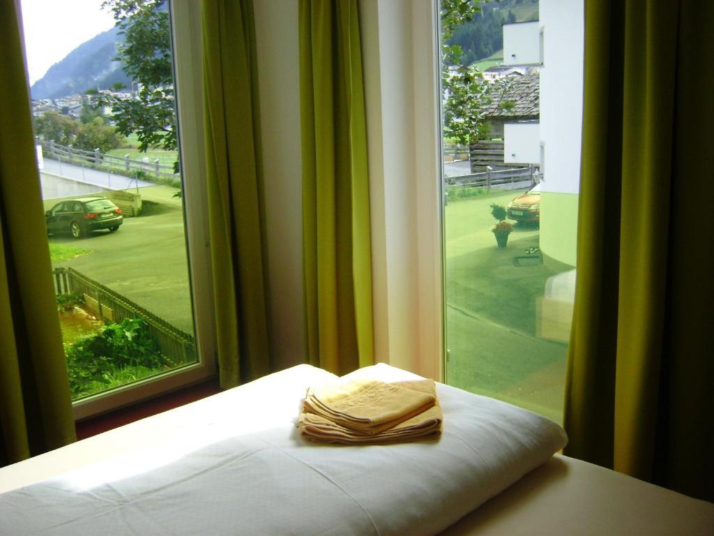 Almandin Apartments Ischgl Habitación foto